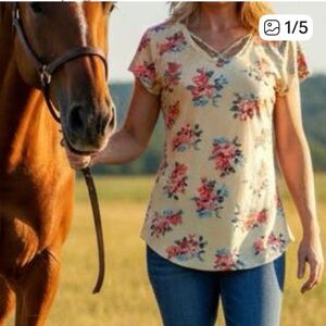 Joe Boxer Summer Soft V-neck Floral Women's Blouse size XL